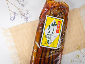 どくとくな香りが人気の山うどをしょうゆ漬けにしました。そのままお召し上がりいただけます。