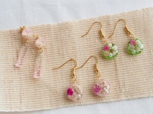 かすみ草ピアス春