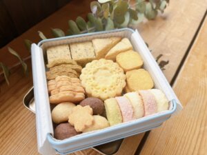 クッキー缶中身